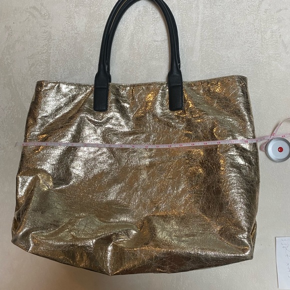 Witchery Large Gold Tote - Picture 5 of 5